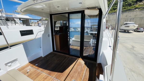 2014 JEANNEAU NC 11