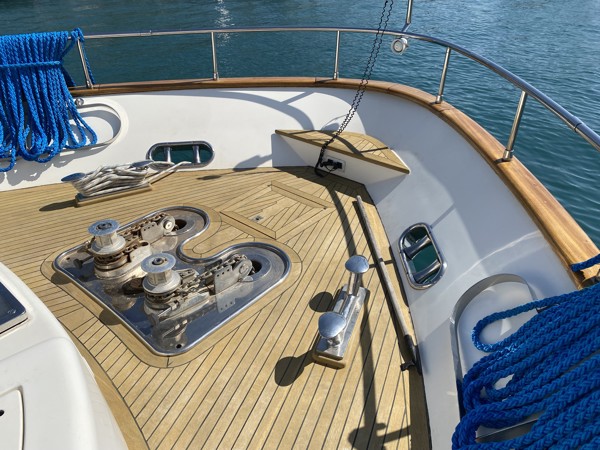 2000 FALCON 86