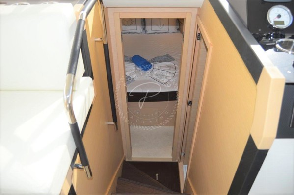 2015 PRESTIGE 420 FLY