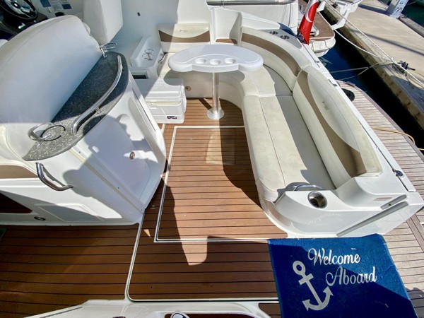 2007 CRUISER YACHTS 390 SPORT COUPE
