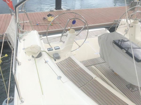 2012 AZUREE 40 VOYAGE