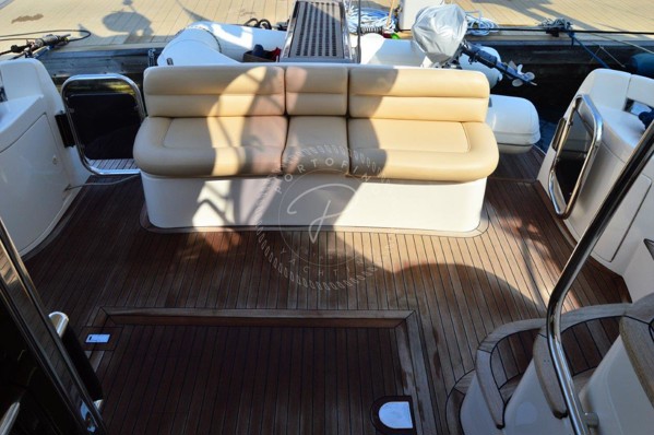 2009 AZIMUT 42