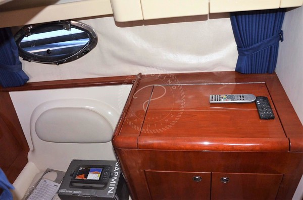 1999 FAIRLINE TARGA 37