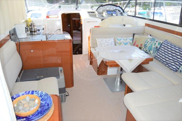 2013 BENETEAU ANTARES 42
