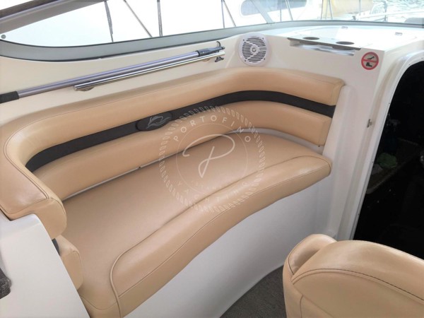 2011 RINKER 280 EC