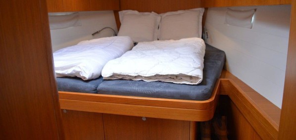 2009 GRAND SOLEIL 46