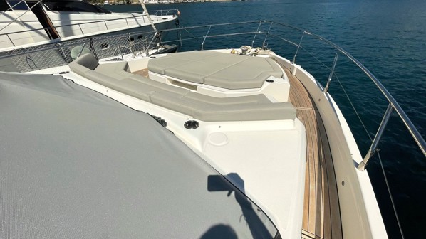 2019 ABSOLUTE 58 FLY