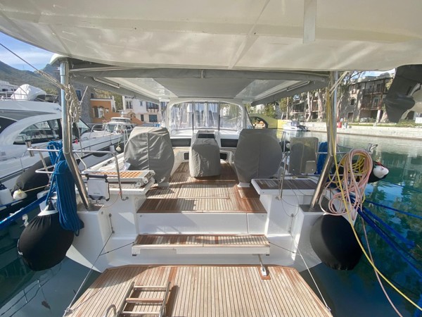 2021 BENETEAU OCEANIS 51.1