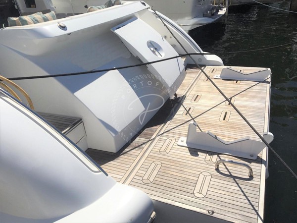2016 AZIMUT 64 FLY