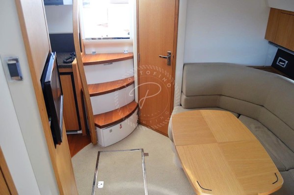 2012 FAIRLINE TARGA 38