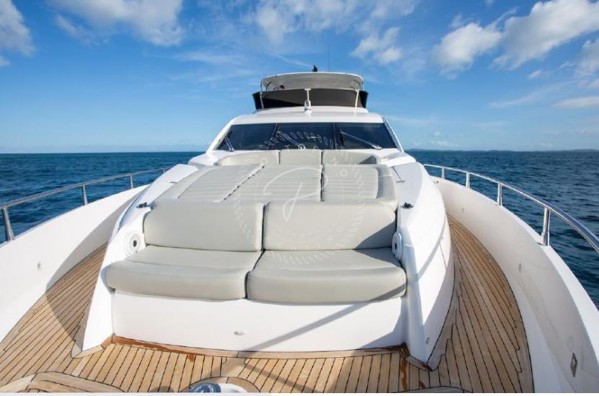 2016 SUNSEEKER 75 YACHT