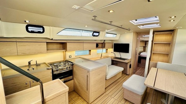 2020 BENETEAU OCEANIS 46.1