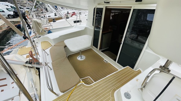 2013 FOUNTAINE PAJOT MAHE 36 EVOLUTION