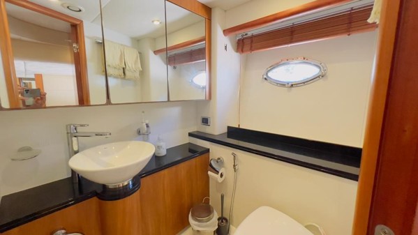 2009 SUNSEEKER MANHATTAN 60