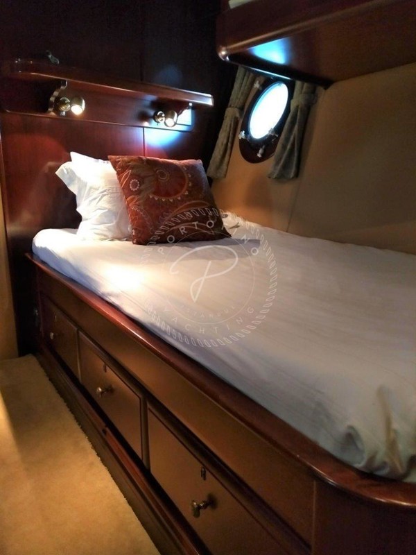 2002 CAPE SCOTT PILOTHOUSE 86
