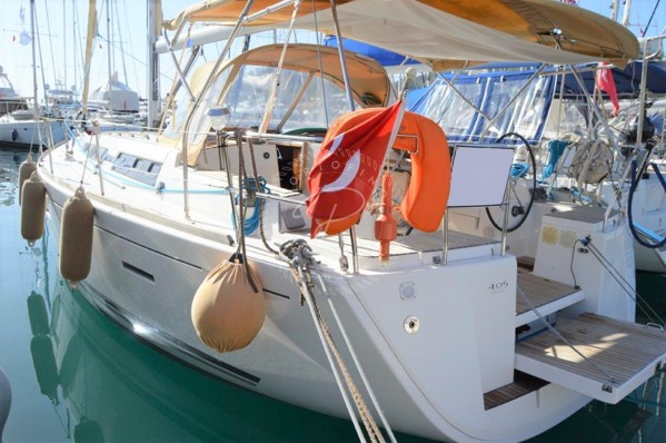 2011 DUFOUR 405 GRAND LARGE