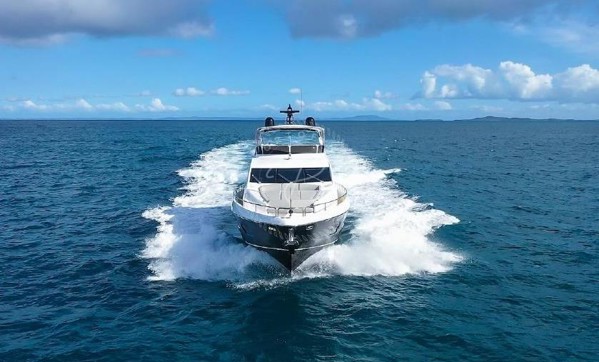 2016 SUNSEEKER 75 YACHT