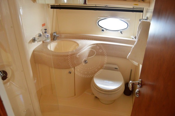 2009 AZIMUT 42