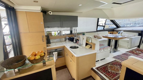 2013 PRESTIGE 500 FLY