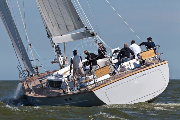 2011 CONTEST 62 CS