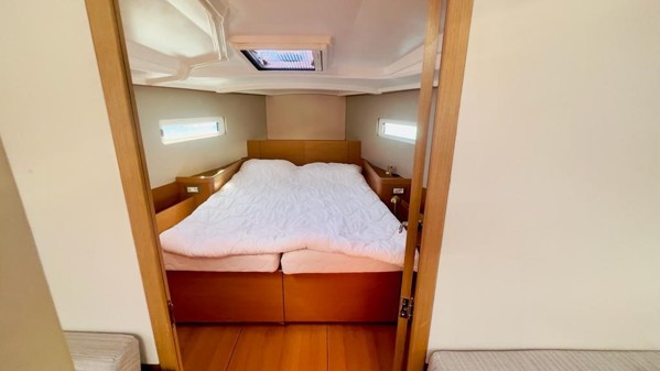 2020 JEANNEAU SUN ODYSSEY 410