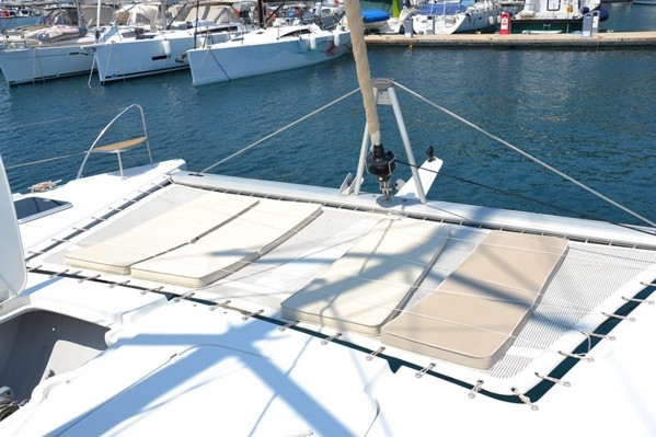 2013 FOUNTAINE PAJOT HELIA 44