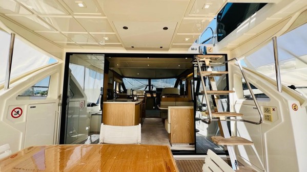 2013 ABSOLUTE 55 FLY