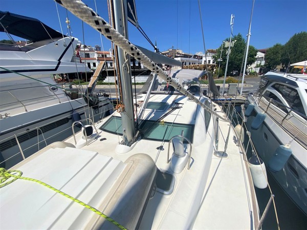 2006 JEANNEAU 49 DS