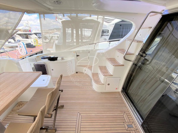 2012 AZIMUT 64 FLY