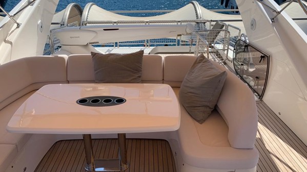 2007 PRINCESS 21M