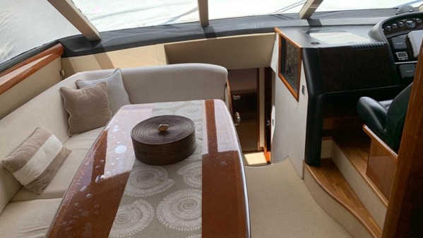 2007 PRINCESS 21M