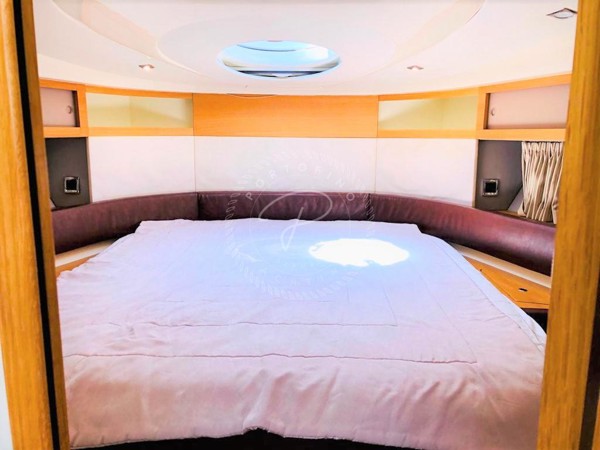 2008 FAIRLINE TARGA 44 GT