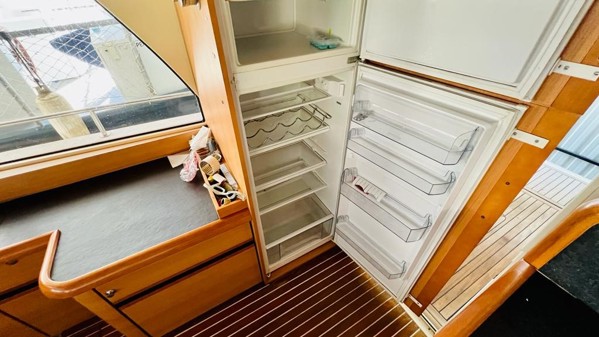 2013 GREENLINE 40 HYBRID