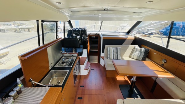 2014 JEANNEAU NC 11
