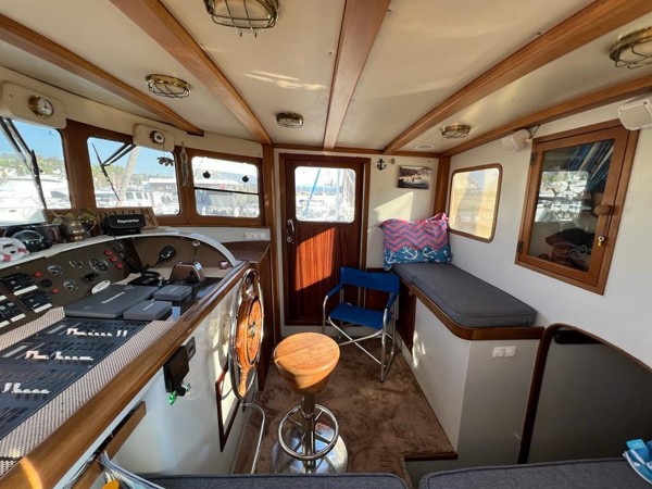 2005 DUDLEY DIX DESIGN ECHO 38 TUG BOAT