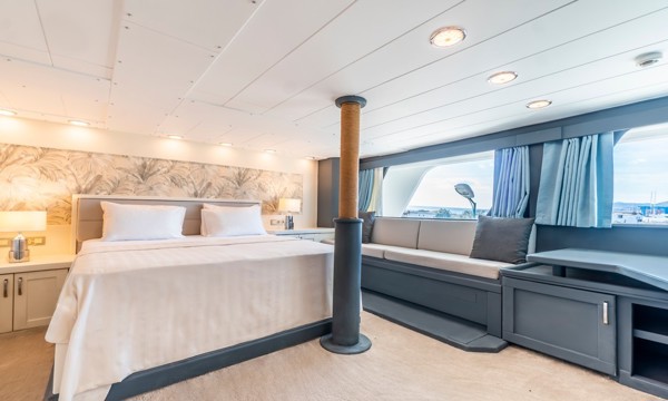 2007/2022 CUSTOM STEEL SUPERYACHT 42M