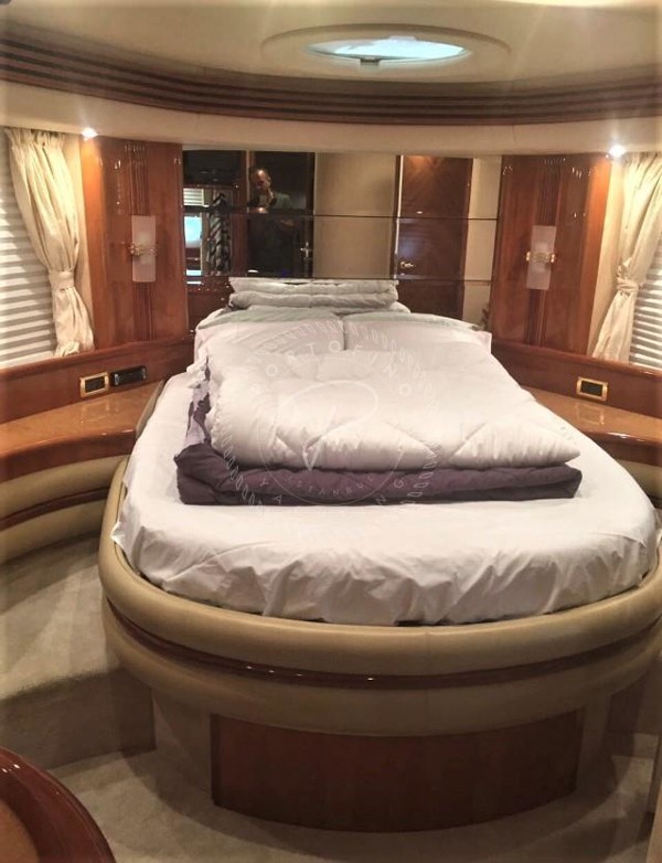 2002 AZIMUT 68 PLUS