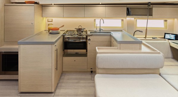 2022 BENETEAU OCEANIS 51.1