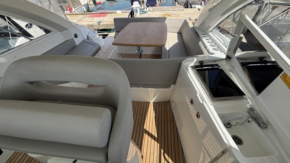 2014 BENETEAU GT 38