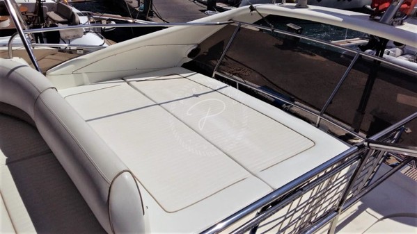 2001 PRINCESS 56