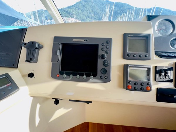 2009 SEALINE F42/5