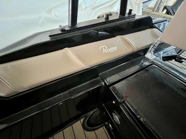 2021 RANIERI CAYMAN 23.0 SPORT
