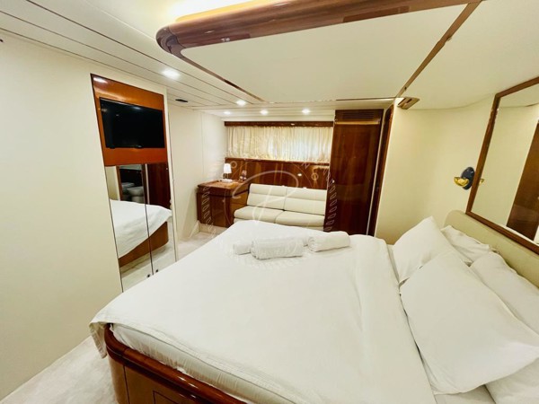 2003/2020 FERRETTI YACHTS 680