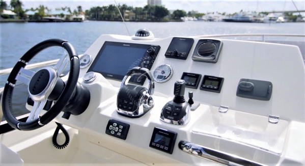 2018 PRESTIGE 460 FLY