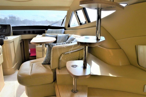 2006 FERRETTI 550 FLY