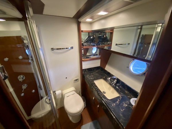 2007 AZIMUT 85