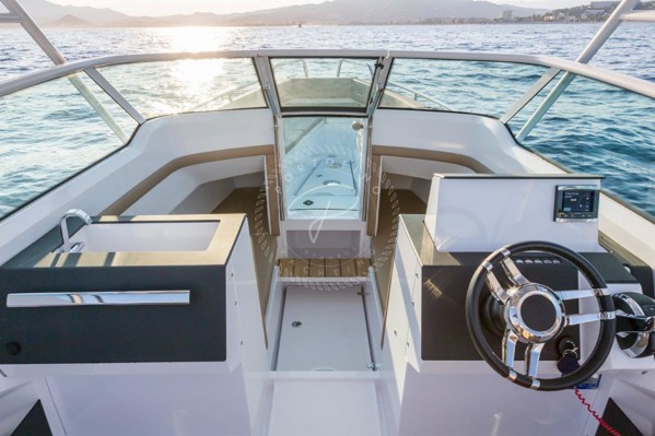 2020 AXOPAR 24 T-TOP