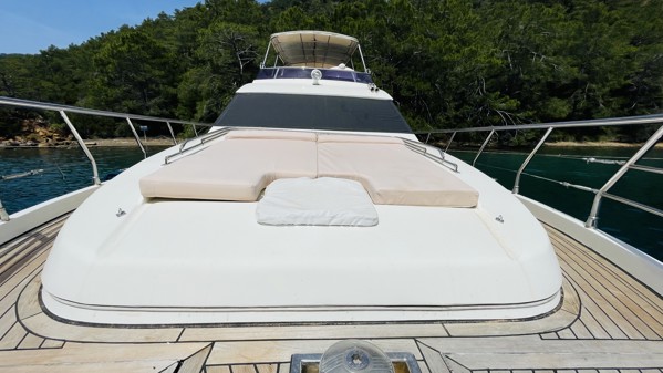 2017 LEOMAR 62