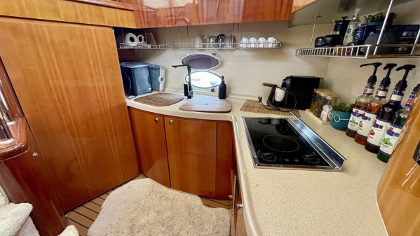 2003 AZIMUT 42 FLY