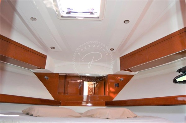 2013 BENETEAU ANTARES 42